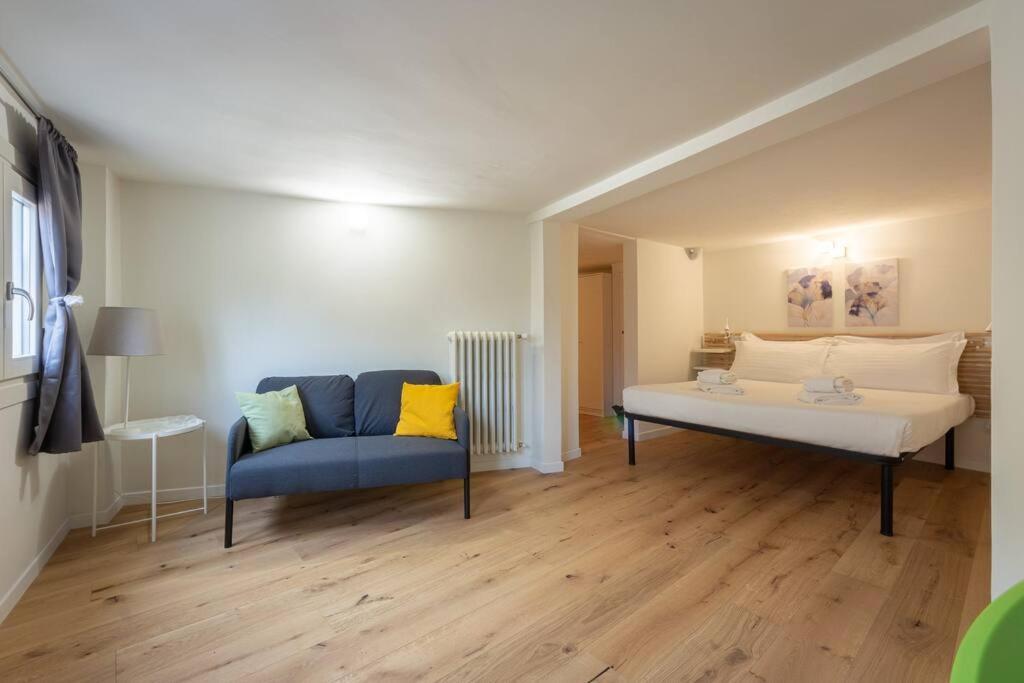 Borgo Pinti'S Duplex Apartment フィレンツェ エクステリア 写真